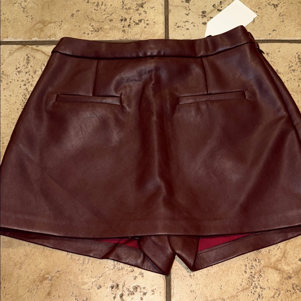 VICI  Women's Brown Leather Shorts